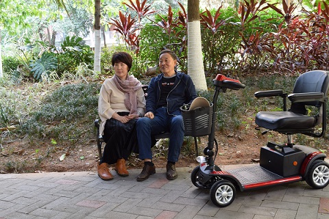 老年人电动轮椅怎么才能延长它的寿命？